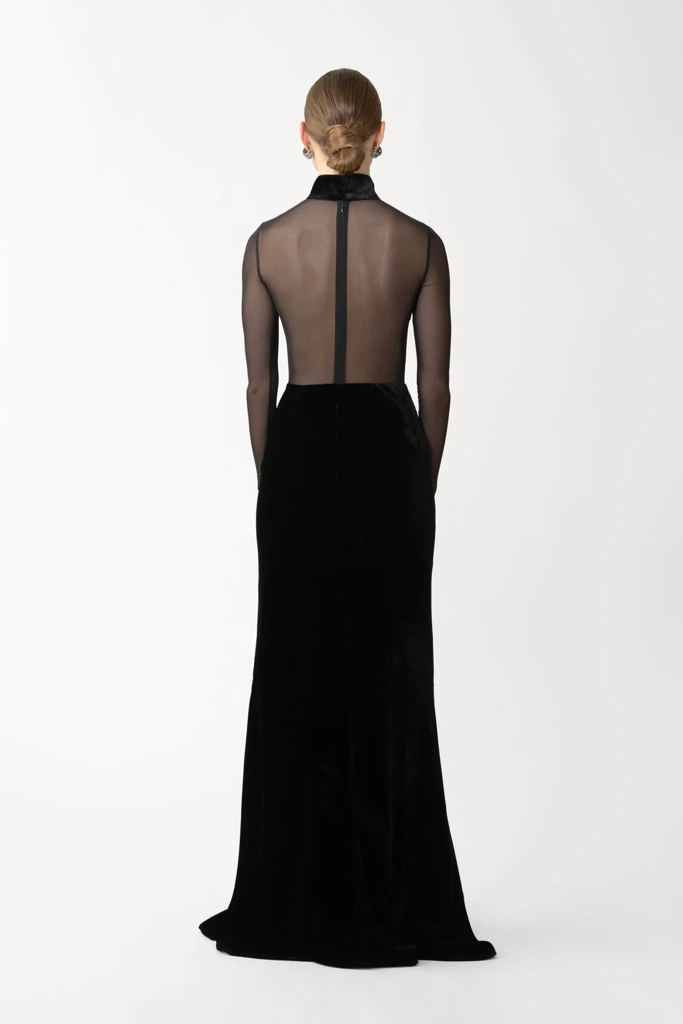Uma Gown