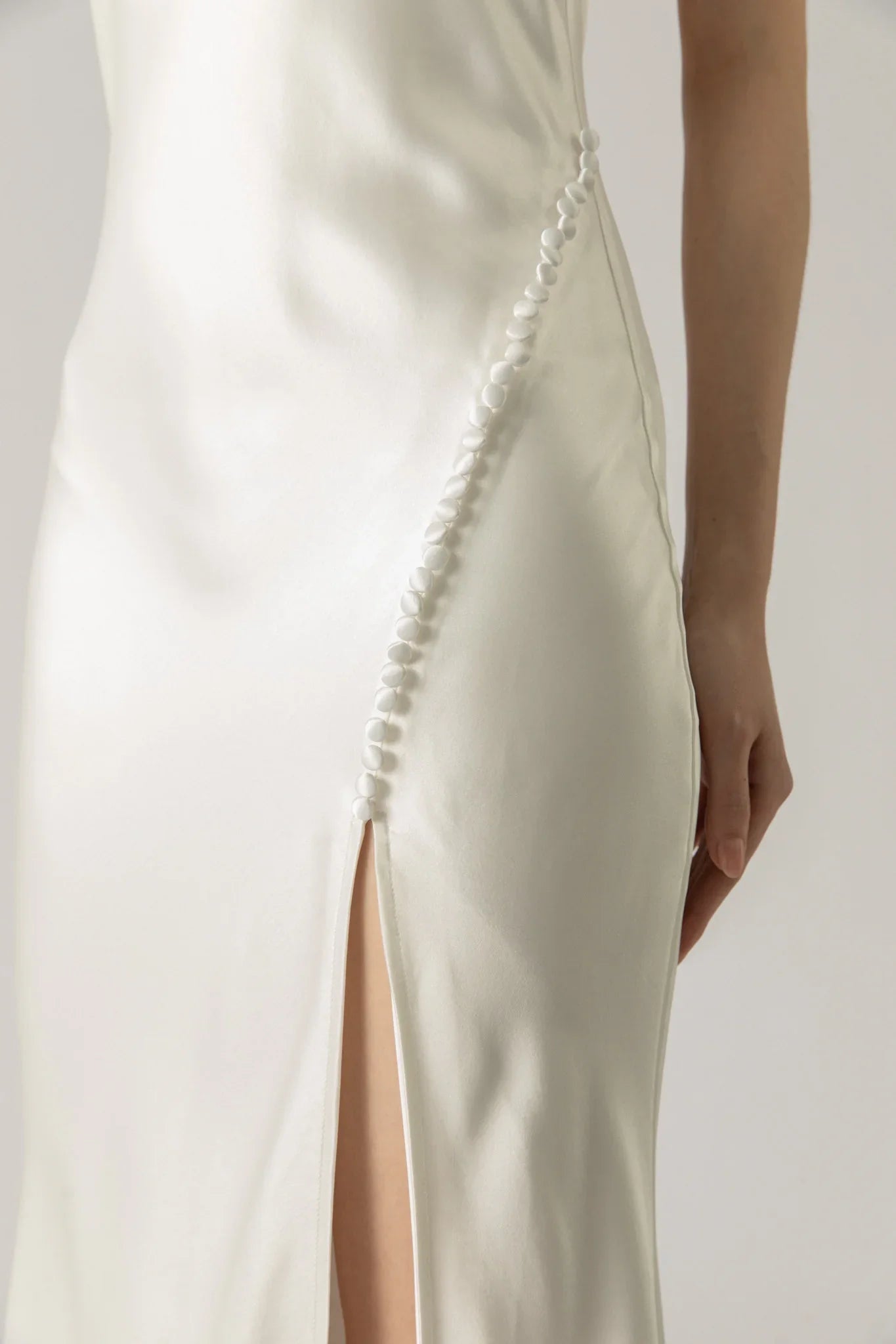SAU LEE Penelope Backless Satin Gown - White / 00