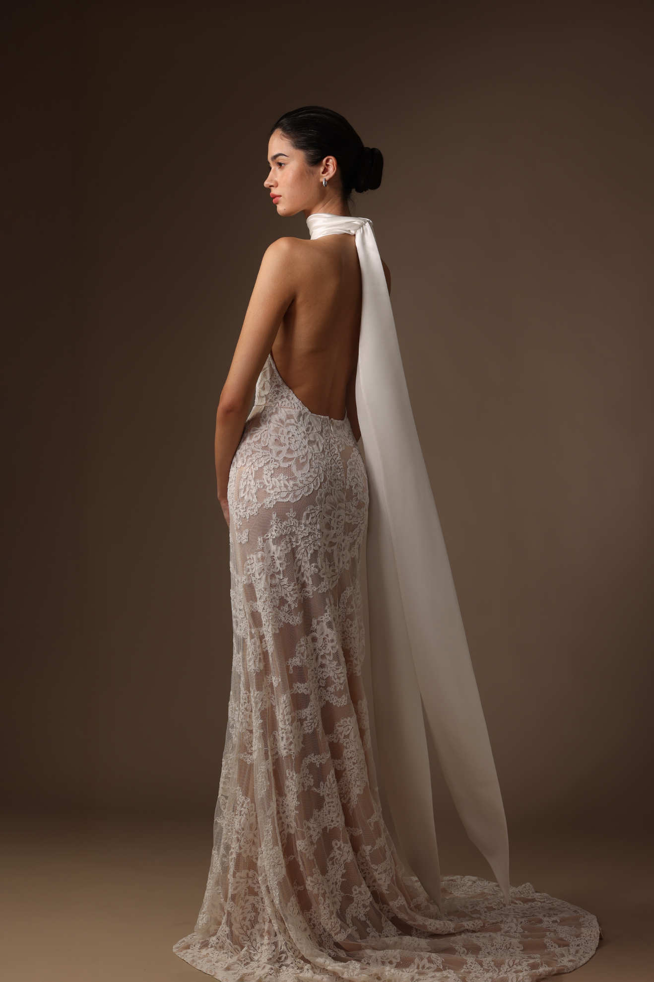 Andrea Lace Gown SAU LEE Andrea Lace Gown SAU LEE