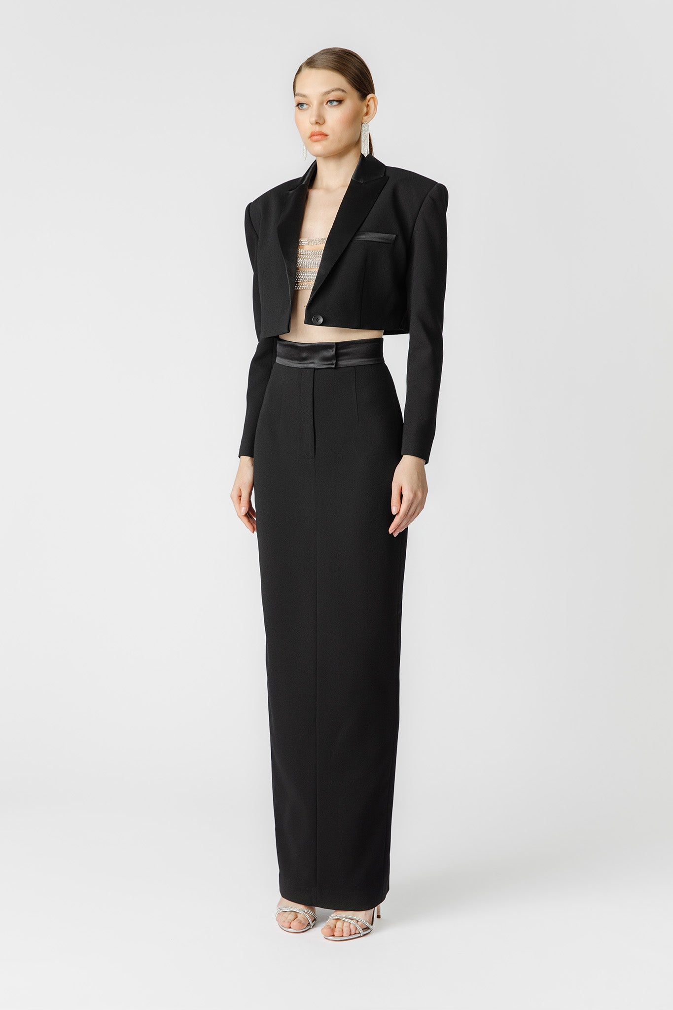 Indya Cropped Single-Breasted Crepe Blazer