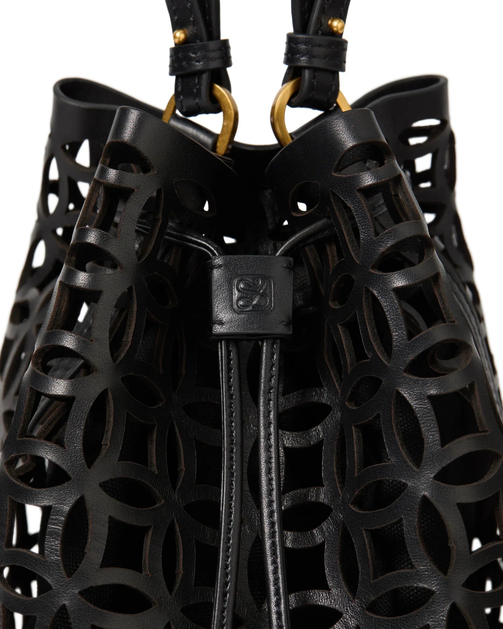 MING BUCKET BAG