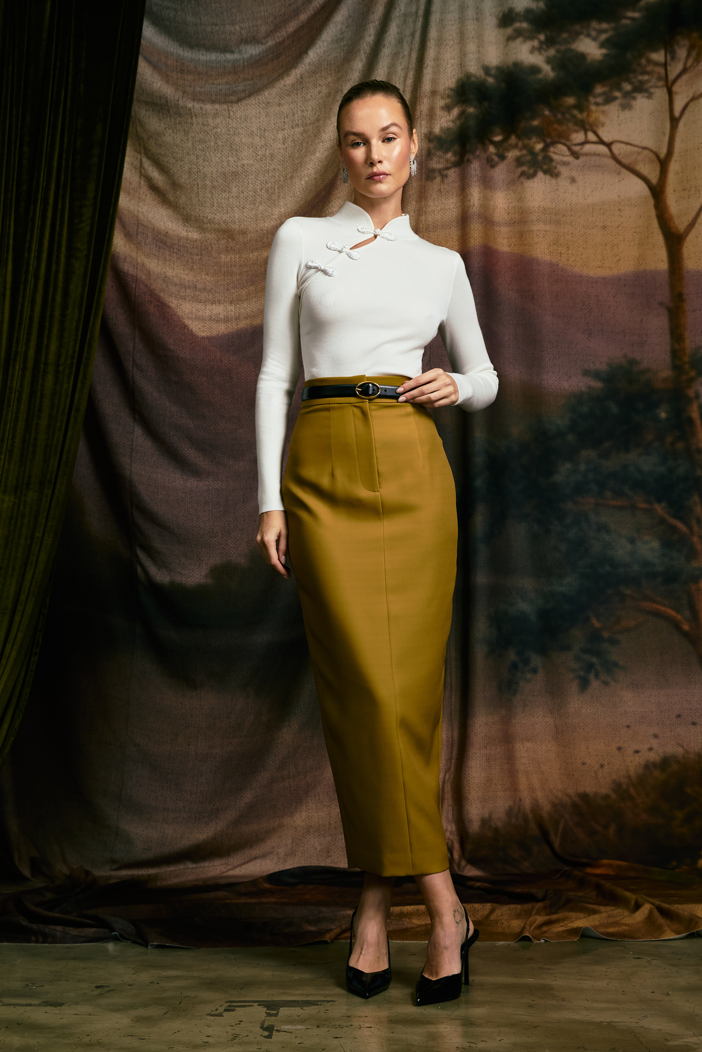 Niki Crepe Skirt