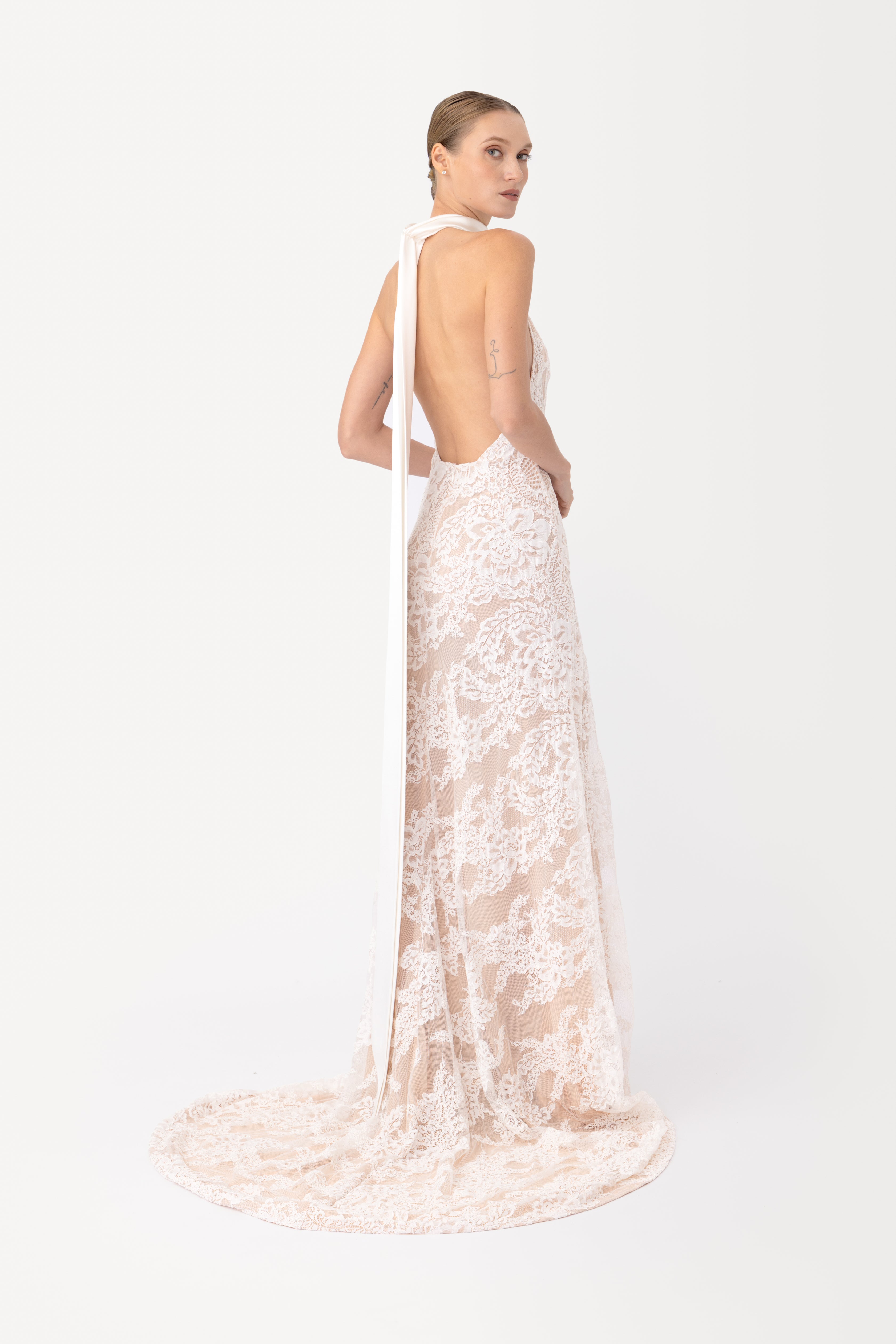 SAU LEE Andrea Lace Gown, White SAU LEE Andrea Lace Gown, White
