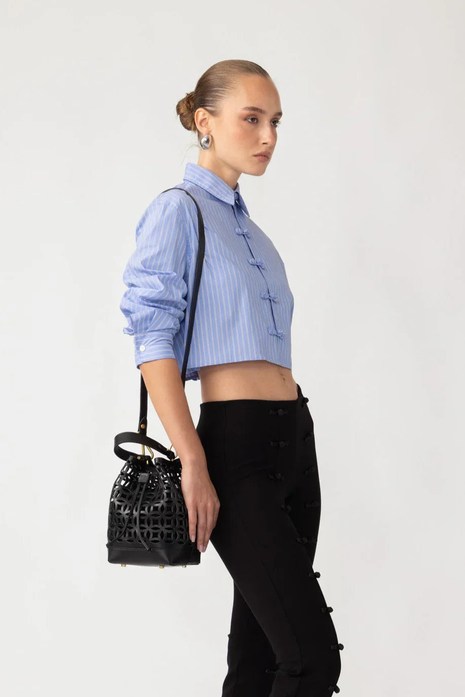 MING BUCKET BAG