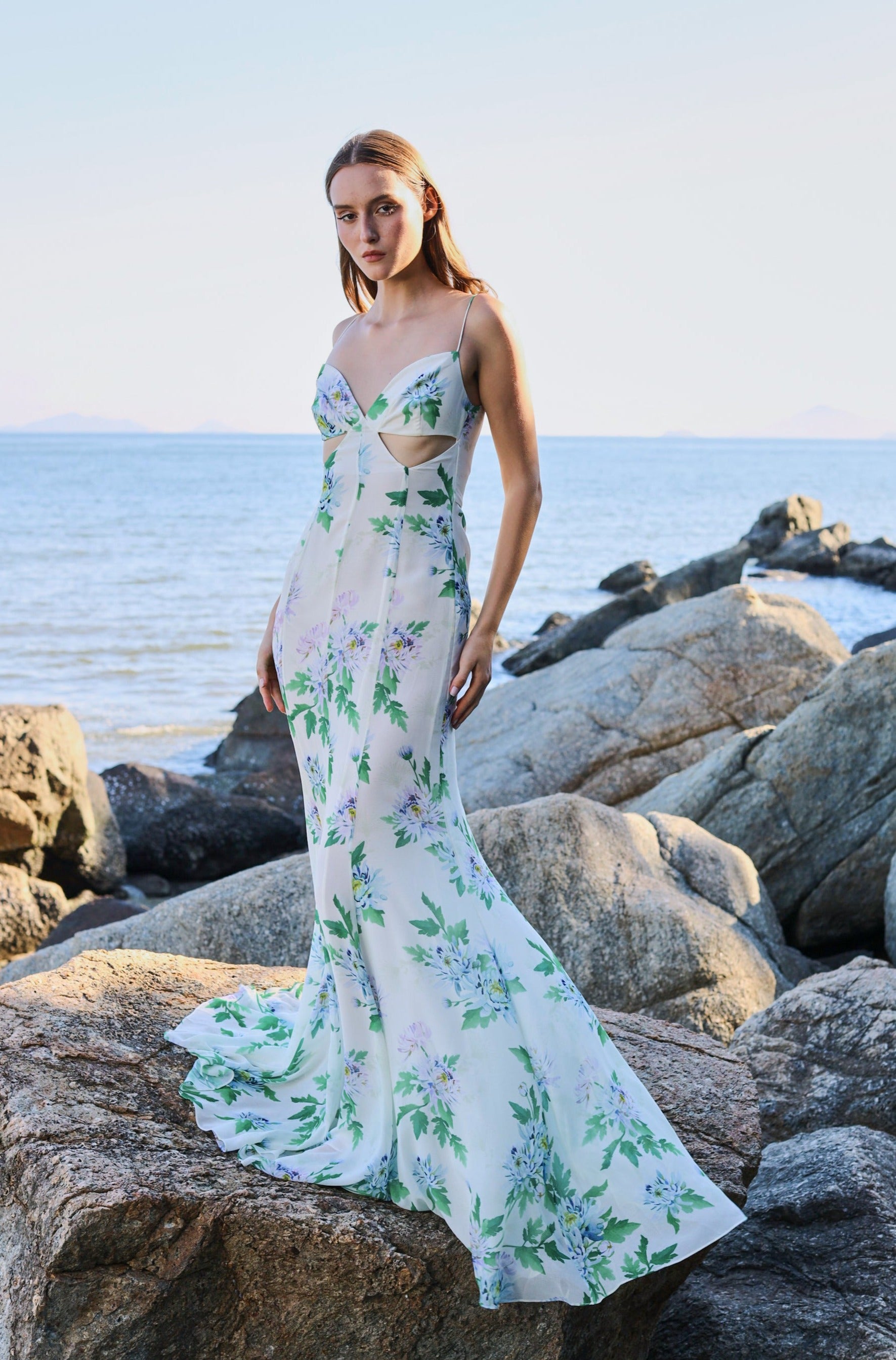 Celine Mermaid Gown - White Chrysanthemum print - SAU LEE#color_white-chrysanthemum-print